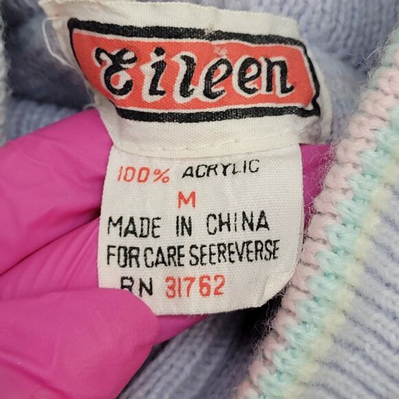 Cute MOD Sweater Womens Medium 19x25 Purple - Picture 7 of 12